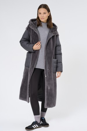 шуба из овечьей шерсти фотография