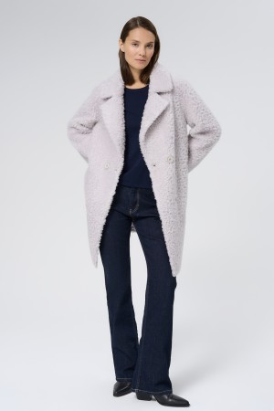 шуба из овечьей шерсти фотография