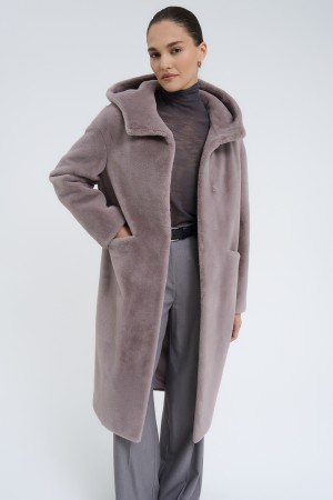 шуба из шерсти кролика фотография