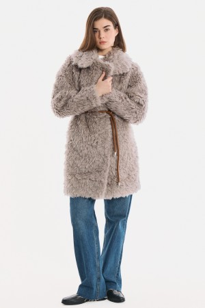 шуба из шерсти с поясом фотография