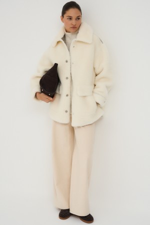 шуба из шерсти фотография