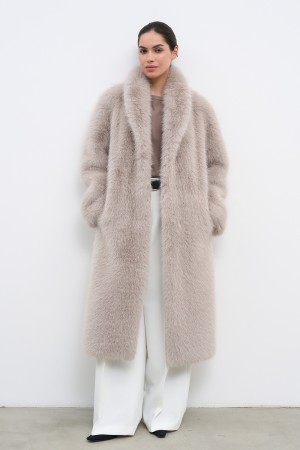 шуба из шерсти фотография