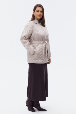 стеганая куртка с поясом фотография