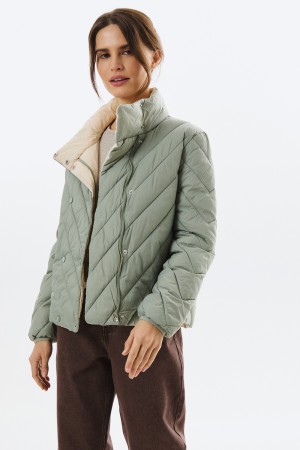 стеганая куртка фотография