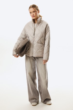 стеганая куртка фотография