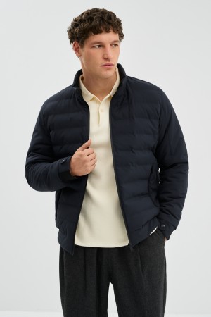 стеганая куртка фотография