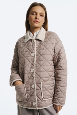 стеганая куртка фотография