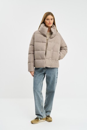 стеганая куртка фотография