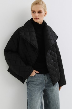 стеганая куртка фотография