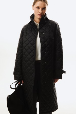 стеганое пальто фотография