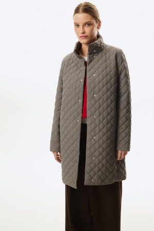 стеганое пальто фотография