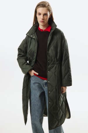 стеганое пальто фотография