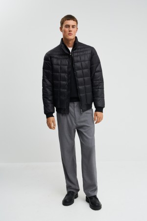 стеганый бомбер фотография