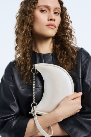 сумка из искусственной кожи фотография