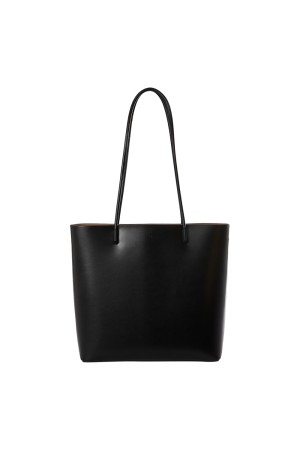 сумка из натуральной кожи фотография