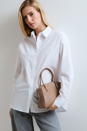 сумка из натуральной кожи фотография