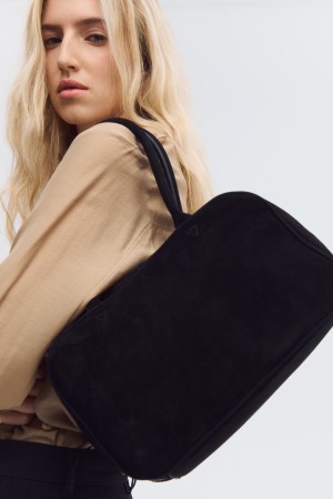 сумка из натуральной замши фотография