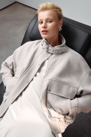 текстильный бомбер - женские бомберы молочные 