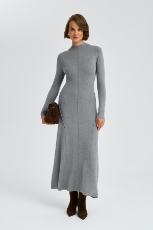 трикотажное платье фотография