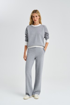 трикотажные брюки фотография