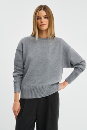 трикотажный джемпер фотография