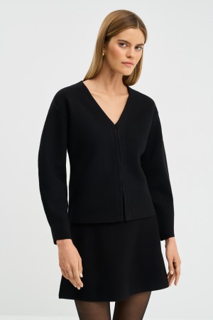 трикотажный кардиган фотография