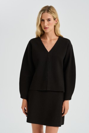 трикотажный кардиган фотография