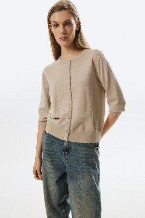 трикотажный кардиган фотография