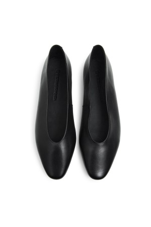 туфли из натуральной кожи фотография