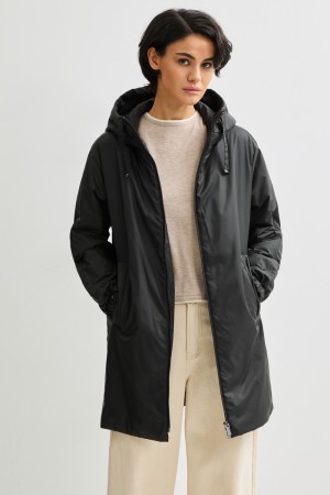 удлиненная куртка с капюшоном - женская верхняя одежда с карманами 