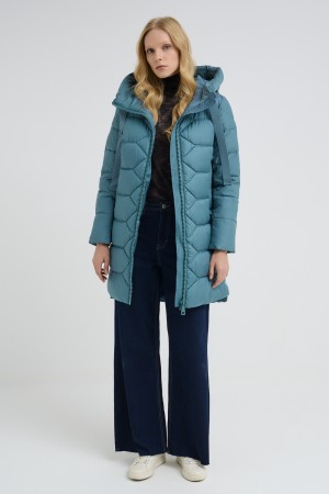 удлиненный пуховик с капюшоном - верхняя одежда дешевая 