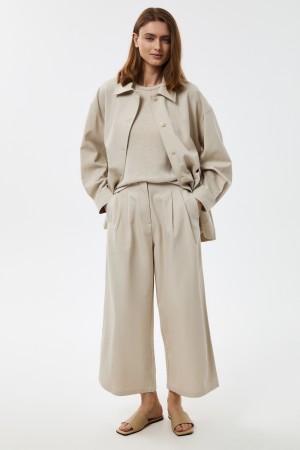 укороченные брюки фотография