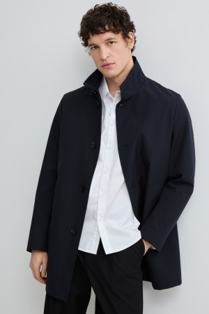 укороченный плащ фотография