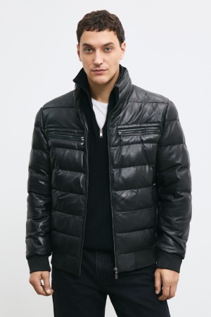 утепленная кожаная куртка фотография