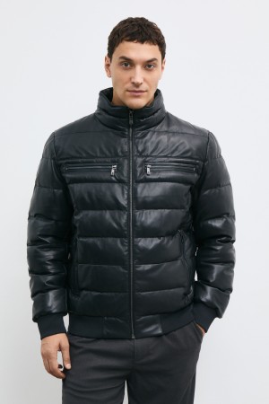 утепленная кожаная куртка фотография