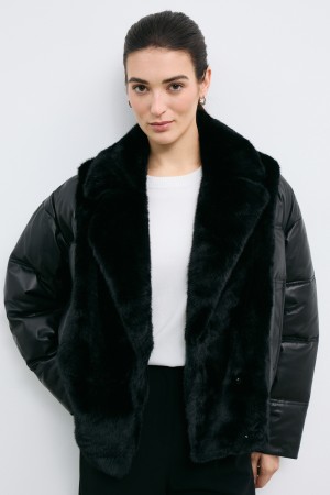 утепленная куртка из натуральной кожи фотография