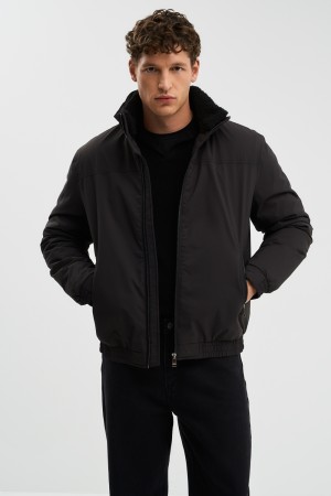 утепленная куртка фотография