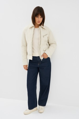 утепленная куртка фотография