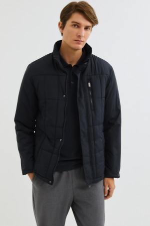 утепленная куртка фотография