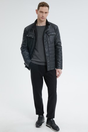 утепленная куртка - мужская верхняя одежда на застежке 