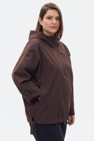 ветровка с капюшоном фотография