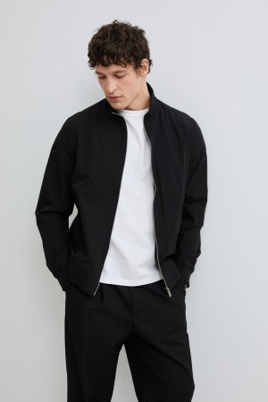 ветровка фотография