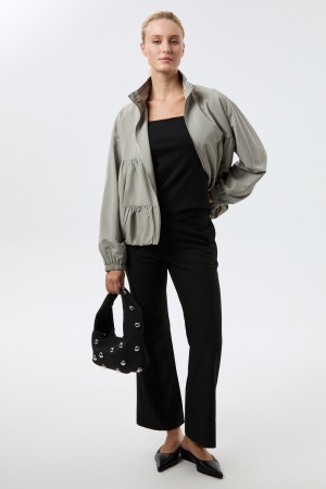 ветровка фотография