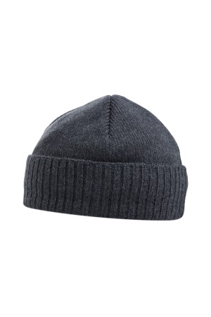 вязаная шапка фотография