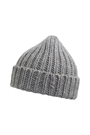 вязаная шапка фотография