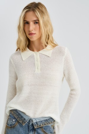 вязаный джемпер фотография