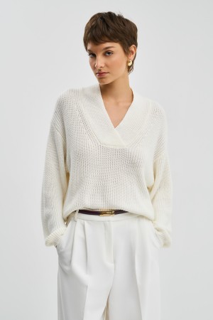 вязаный джемпер фотография