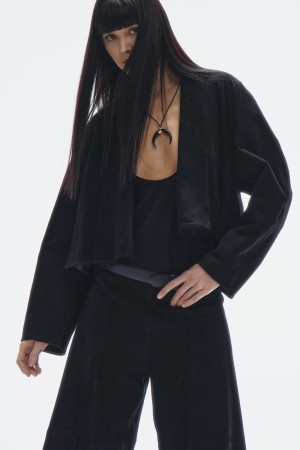 замшевый жакет с шалевыми лацканами  - женские жакеты снежная королева 