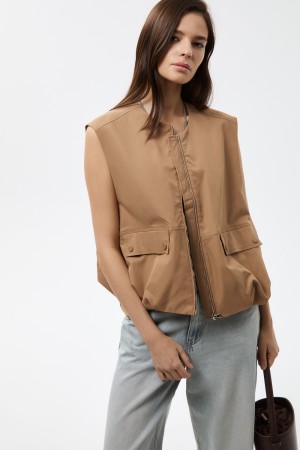 жилет фотография