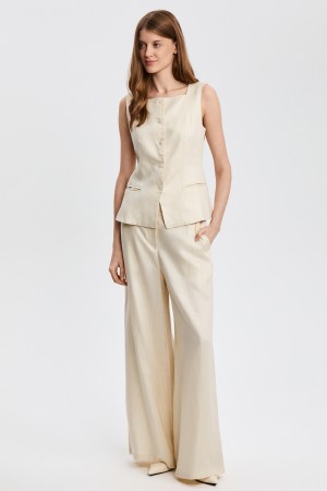 жилет - женская одежда, обувь и аксессуары бежевая 